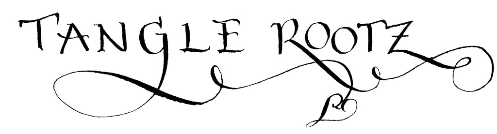 Tangle RootZ: crescent moon
